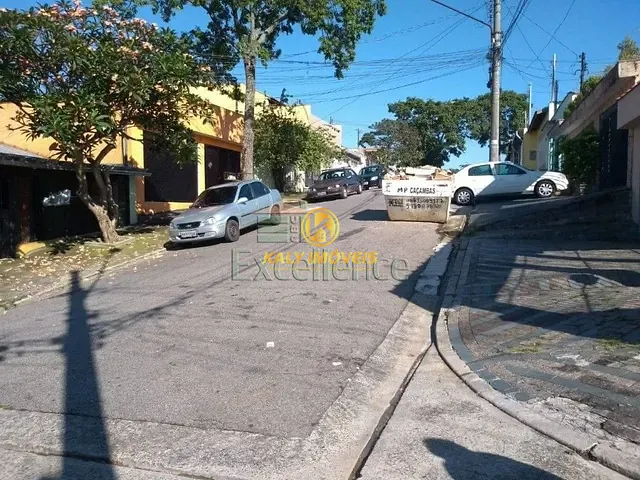 Terreno com 300m², à venda, no bairro Vila Lucinda em Santo André