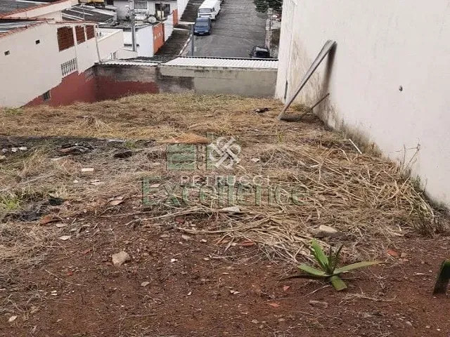 Terreno com 300m², à venda, no bairro Vila Lucinda em Santo André