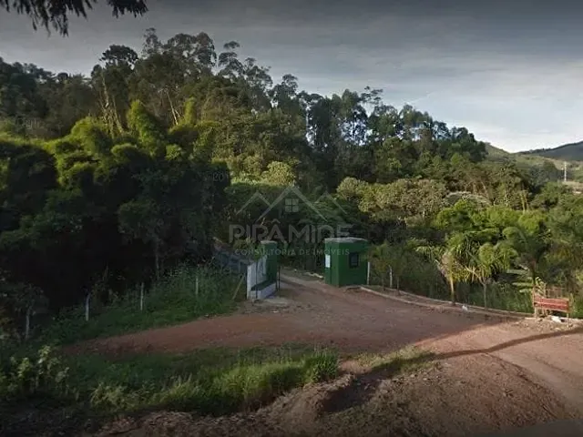 Terreno com 560m², à venda, no bairro CONDOMÍNIO RIBEIRO DOS MONTES em Caldas