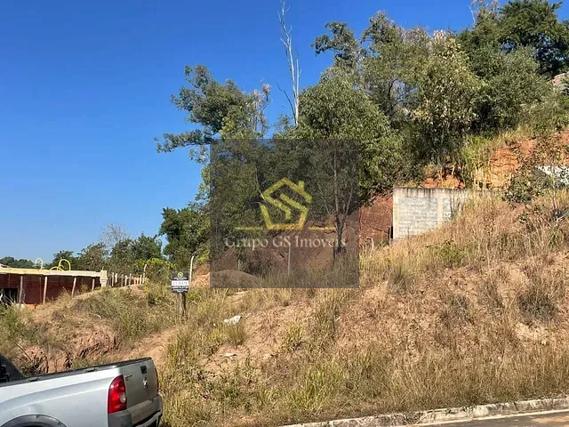 Terreno com 250m², à venda, no bairro Jardim Jurema em Valinhos