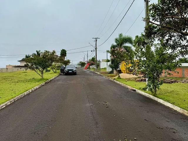 Terreno com 525m², à venda, no bairro Jardim Morumbi em Arapongas