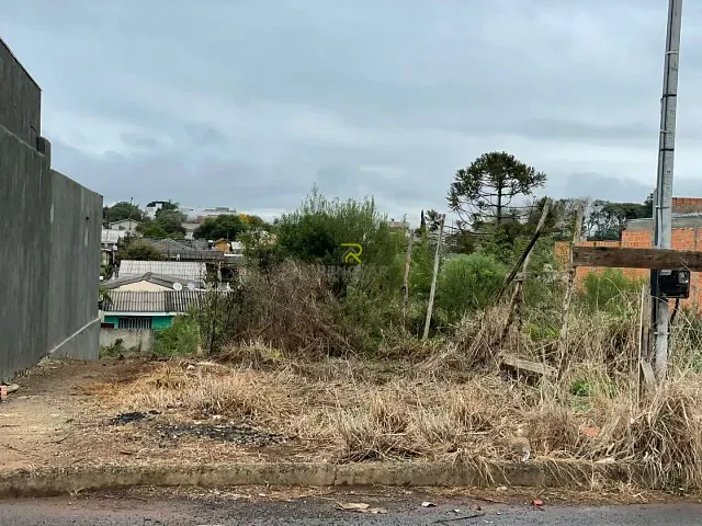 Terreno com 370m², à venda, no bairro Cascavel em Guarapuava