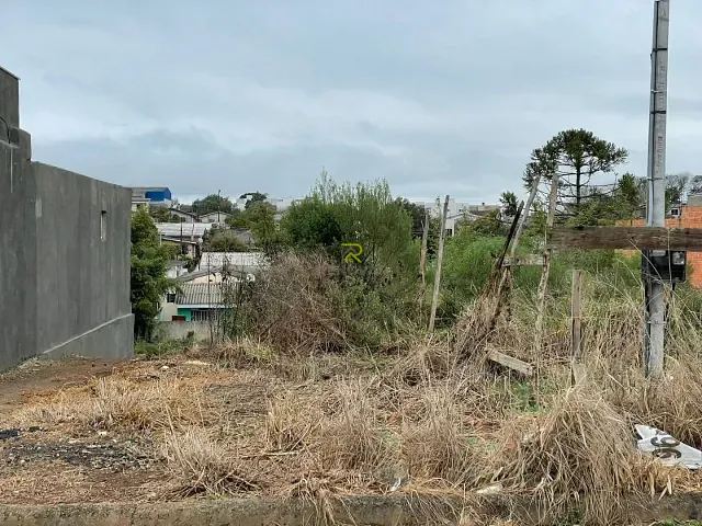 Terreno com 370m², à venda, no bairro Cascavel em Guarapuava