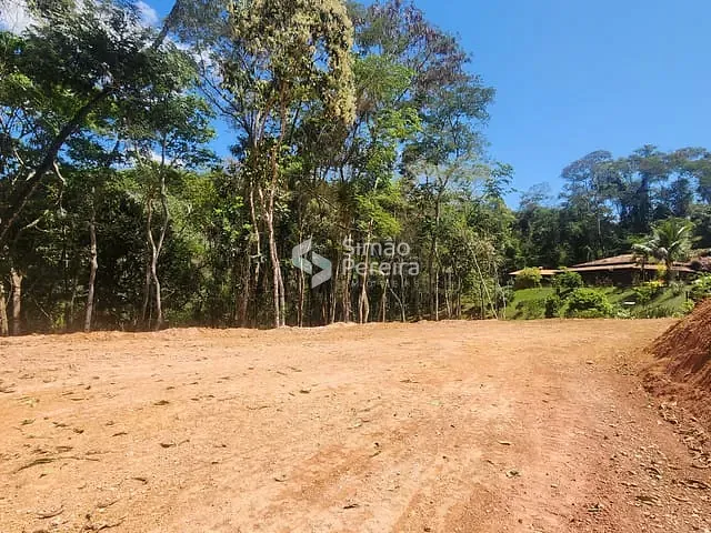 Terreno com 3696m², à venda, no bairro Balança em Simão Pereira