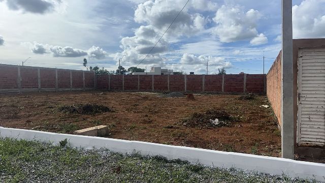 Terreno com 300m², à venda, no bairro 26 de setembro  em Brasília