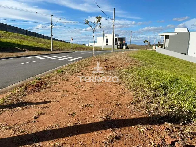 Terreno com 445m², à venda, no bairro Casa de Pedra em Volta Redonda