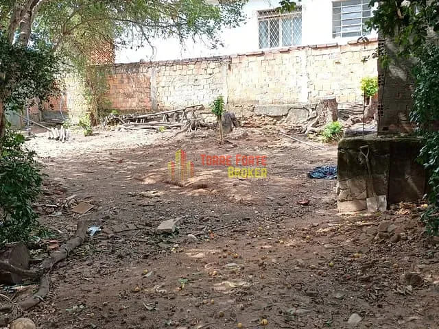 Terreno com 390m², à venda, no bairro Eymard em Belo Horizonte