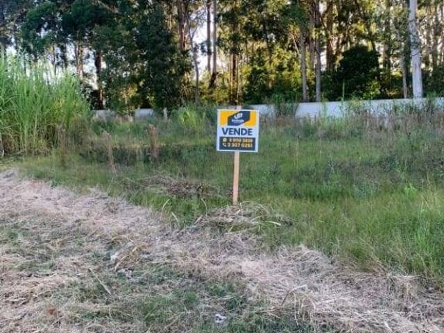 Terreno com 266m², à venda, no bairro Laranjal em Pelotas