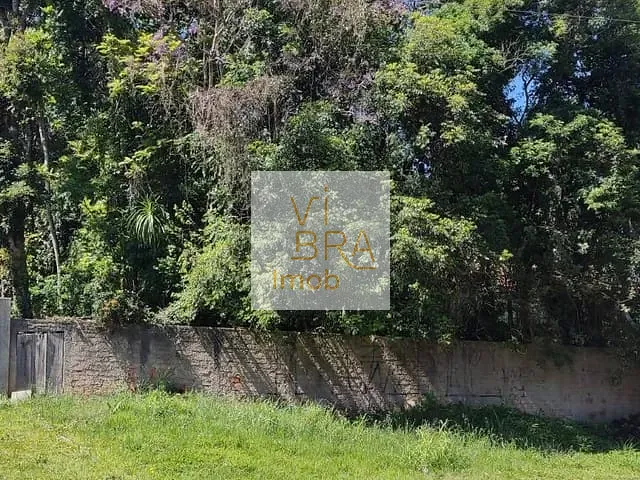 Terreno com 746m², à venda, no bairro Barreirinha em Curitiba