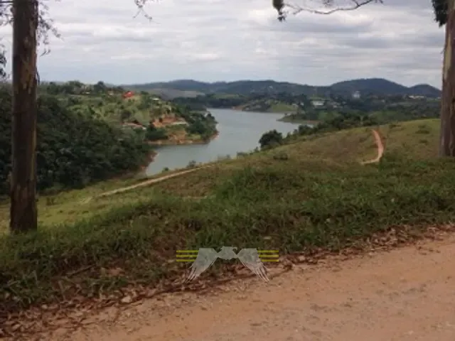 Terreno com 3100m², à venda, no bairro Águas de Igaratá em Igaratá