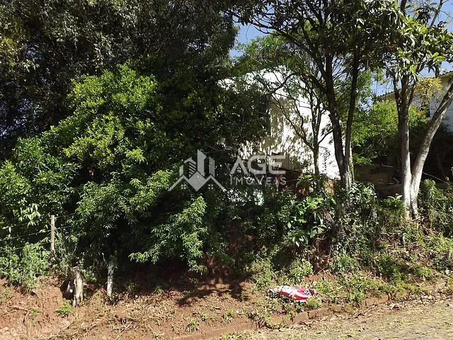 Terreno com 375m², à venda, no bairro São Caetano em Erechim