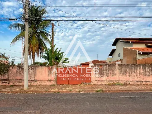 Terreno com 358m², à venda, no bairro Marília em Barretos