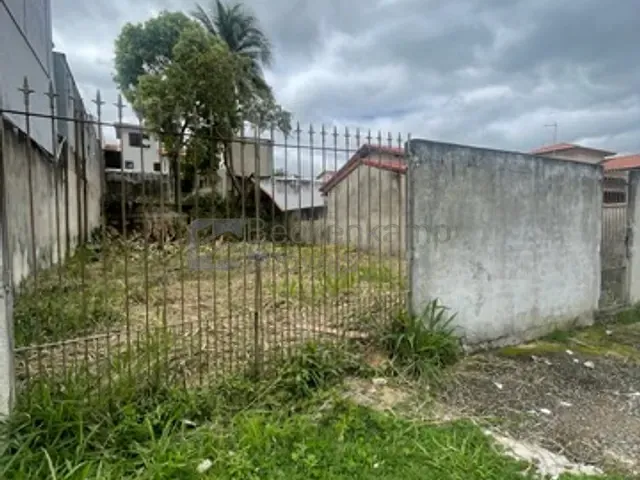 Terreno com 260m², à venda, no bairro Jardim Belvedere em Volta Redonda