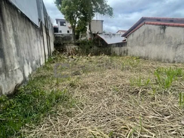 Terreno com 260m², à venda, no bairro Jardim Belvedere em Volta Redonda