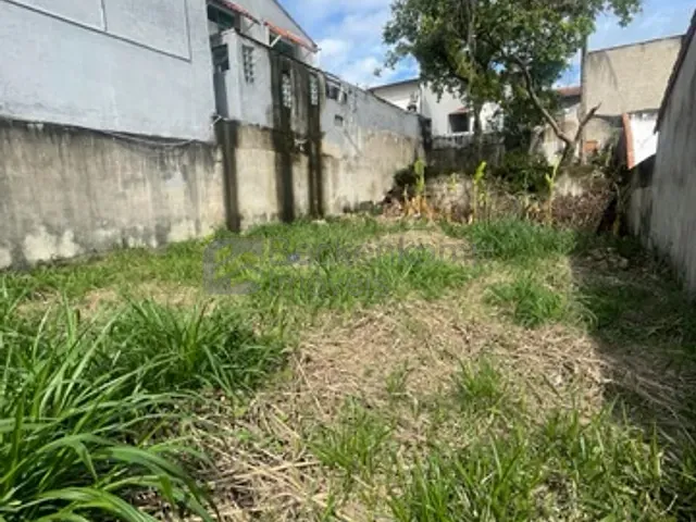 Terreno com 260m², à venda, no bairro Jardim Belvedere em Volta Redonda