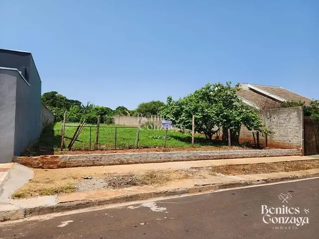 Terreno com 980m², à venda, no bairro Conjunto Residencial João Paulo I (Iguatemi) em Maringá