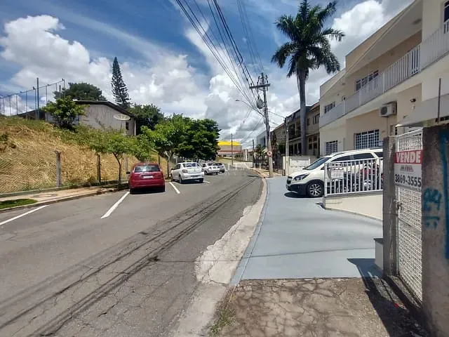 Terreno com 300m², à venda, no bairro Vila Nova Valinhos em Valinhos