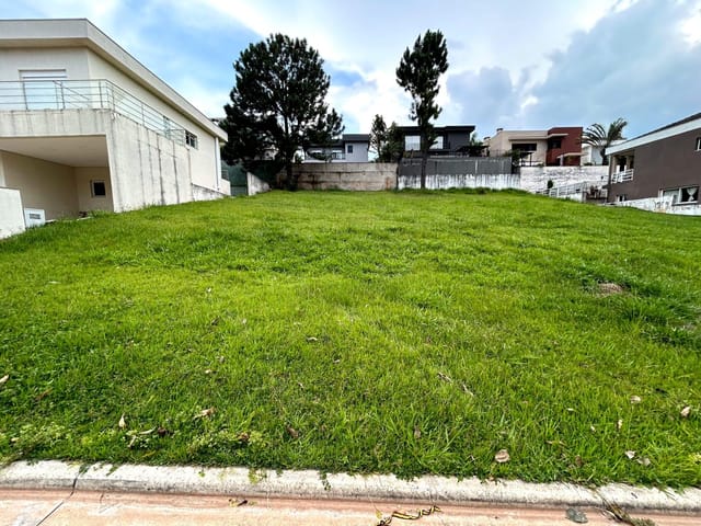 Terreno com 450m², à venda, no bairro Alphaville em Santana de Parnaíba