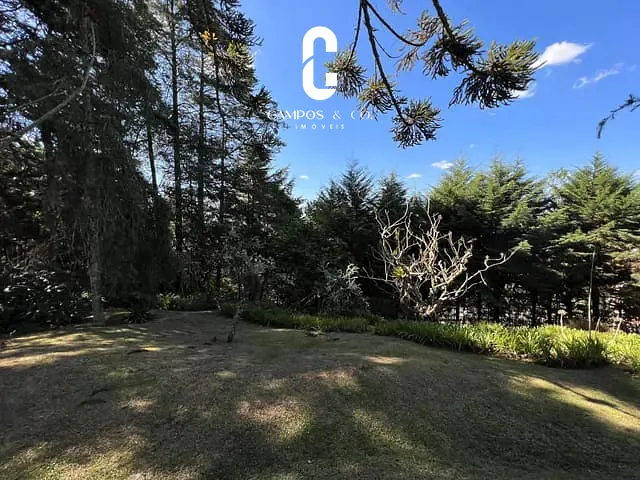 Terreno com 1000m², à venda, no bairro Vila Inglesa em Campos Do Jordão