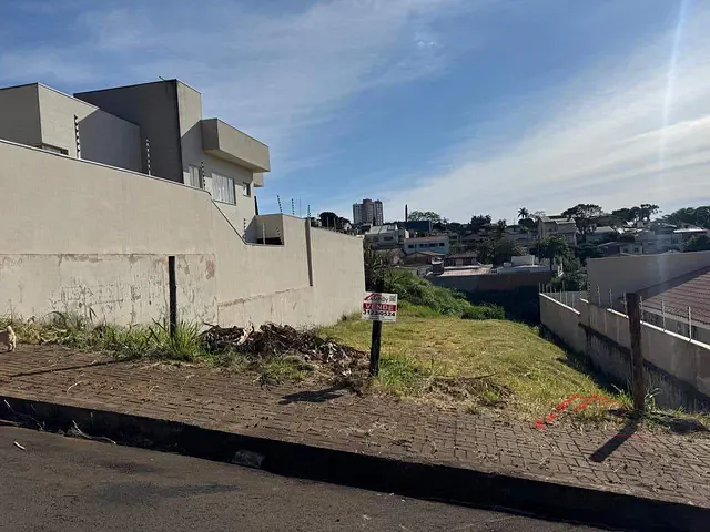 Terreno com 490m², à venda, no bairro Vila Social em Apucarana