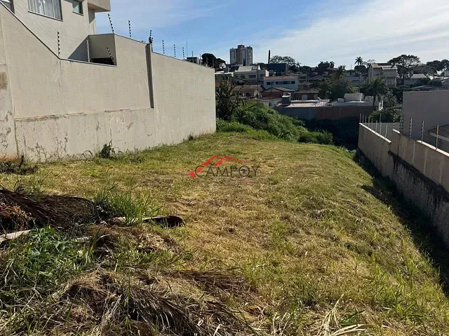 Terreno com 490m², à venda, no bairro Vila Social em Apucarana