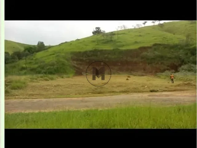 Terreno com 1230m², à venda, no bairro Residencial Santa Bárbara em Guaratinguetá
