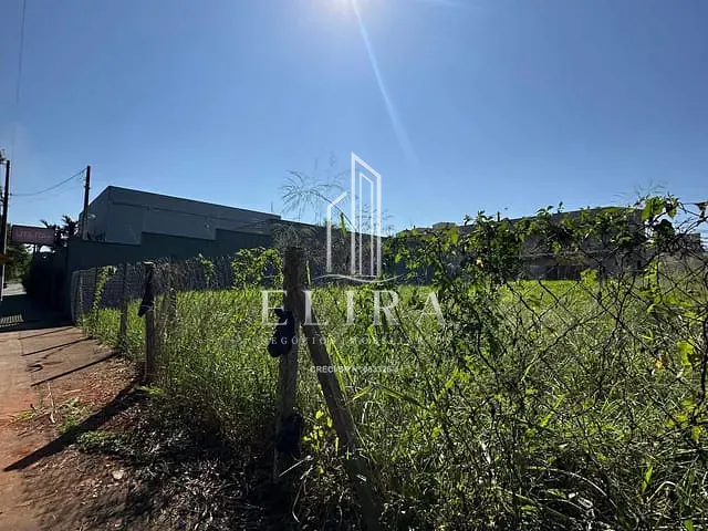 Terreno com 381m², à venda, no bairro Recanto em Americana