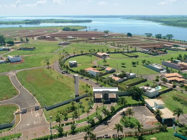 Terreno com 450m², à venda, no bairro riviera di capri em Guaraci