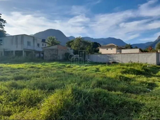 Terreno com 411m², à venda, no bairro Cotia em Guapimirim