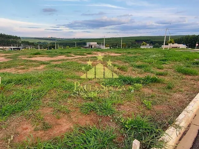 Terreno com 300m², à venda, no bairro Centro em Piratininga
