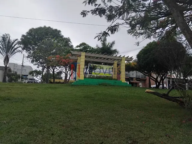 Terreno com 144m², à venda, no bairro Residencial Quinta dos Vinhedos em Bragança Paulista