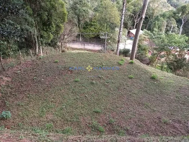Terreno com 1206m², à venda, no bairro Corrêas em Petrópolis