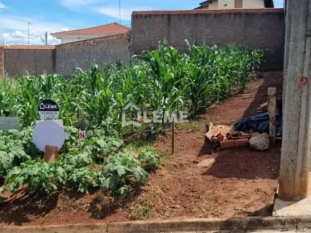 Terreno com 200m², à venda, no bairro Samambaia em Mococa