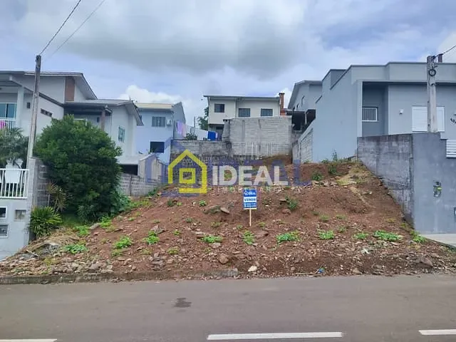 Terreno com 240m², à venda, no bairro Gruta em Concórdia