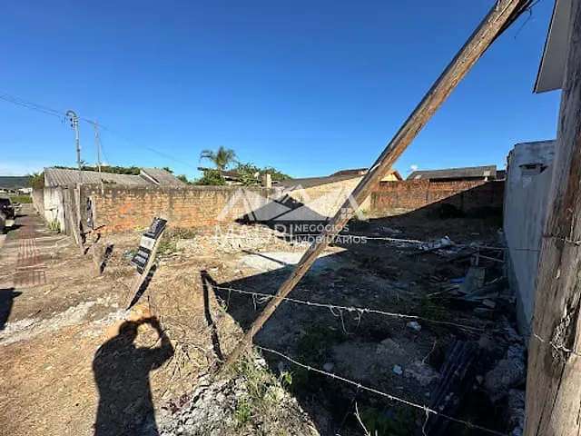 Terreno com 312m², à venda, no bairro Forquilhas em São José