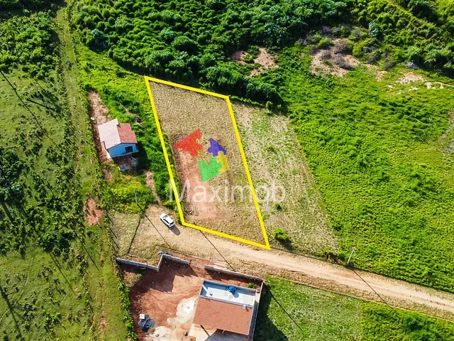 Terreno com 1103m², à venda, no bairro Loteamento Nações Unidas em Itapira