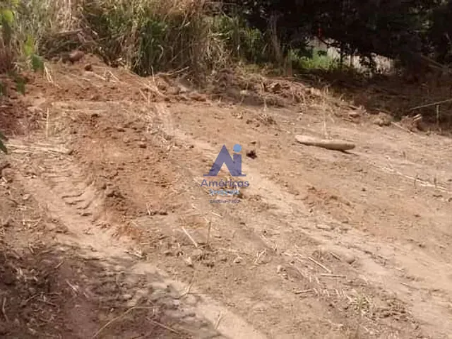 Terreno com 180m², à venda, no bairro Guaratiba em Rio de Janeiro