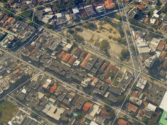 Terreno com 480m², à venda, no bairro Vila Valqueire em Rio de Janeiro