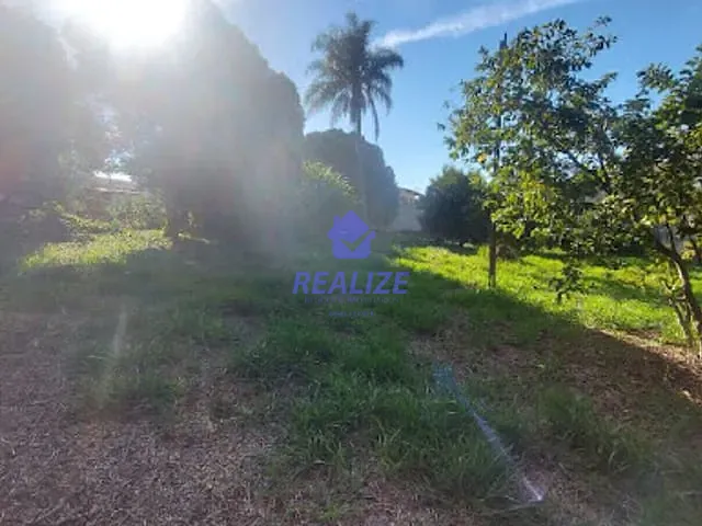 Terreno com 3m², à venda, no bairro Centro em Botucatu