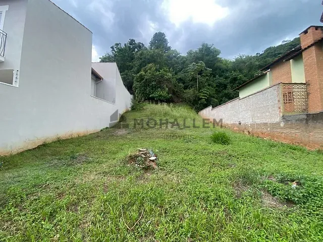 Terreno com 372m², à venda, no bairro Varginha em Itajubá