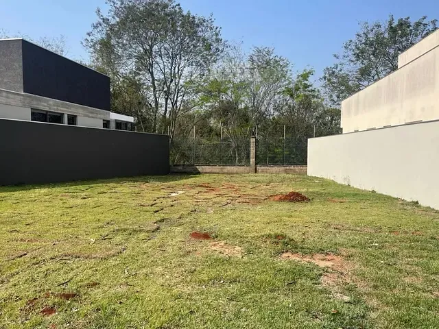 Terreno com 360m², à venda, no bairro Vivendas Do Arvoredo em Londrina