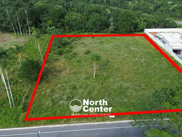 Terreno com 5138m², para alugar, no bairro Pinheiros em Balneário Barra do Sul