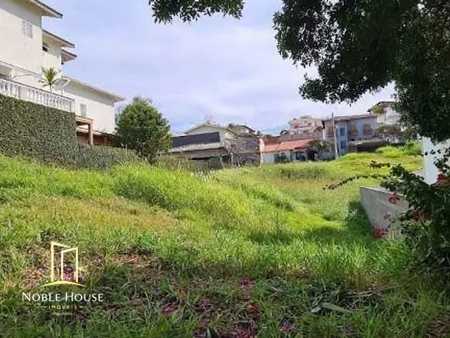 Terreno com 450m², à venda, no bairro Villaggio Capríccio em Louveira