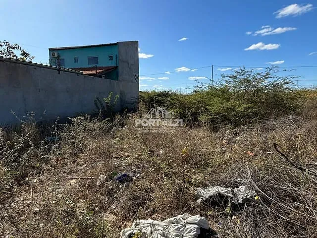 Terreno com 144m², à venda, no bairro Cohab São Francisco em Petrolina