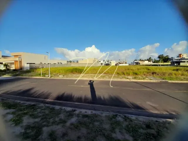 Terreno com 450m², à venda, no bairro Nossa Senhora da Vitória em Ilhéus