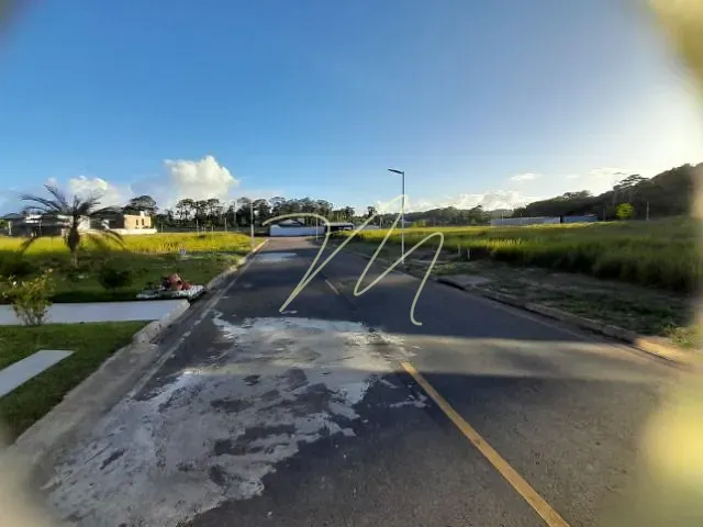 Terreno com 450m², à venda, no bairro Nossa Senhora da Vitória em Ilhéus