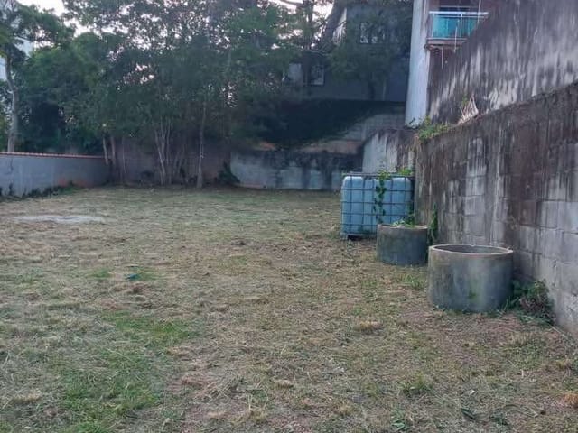 Terreno com 360m², à venda, no bairro Novo Rio das Ostras em Rio das Ostras