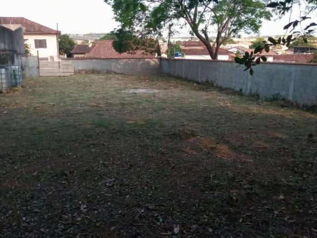 Terreno com 360m², à venda, no bairro Novo Rio das Ostras em Rio das Ostras