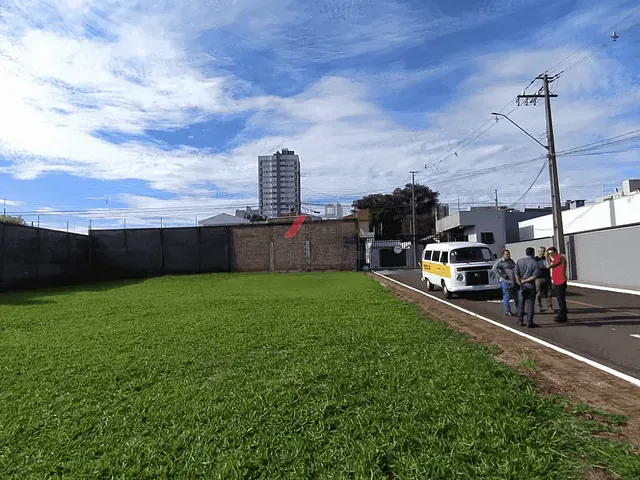 Terreno com 434m², à venda, no bairro Jardim Panorama em Arapongas