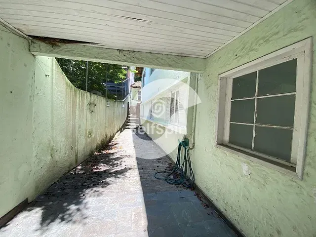 Terreno com 520m², para alugar, no bairro Piratininga em Niterói